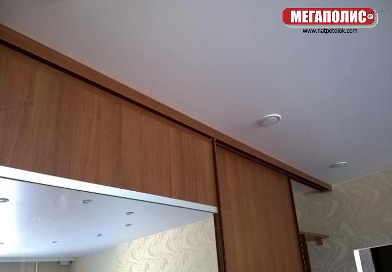 натяжной потолок шкаф (46).jpg