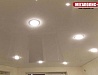 Глянцевые натяжные потолки фото